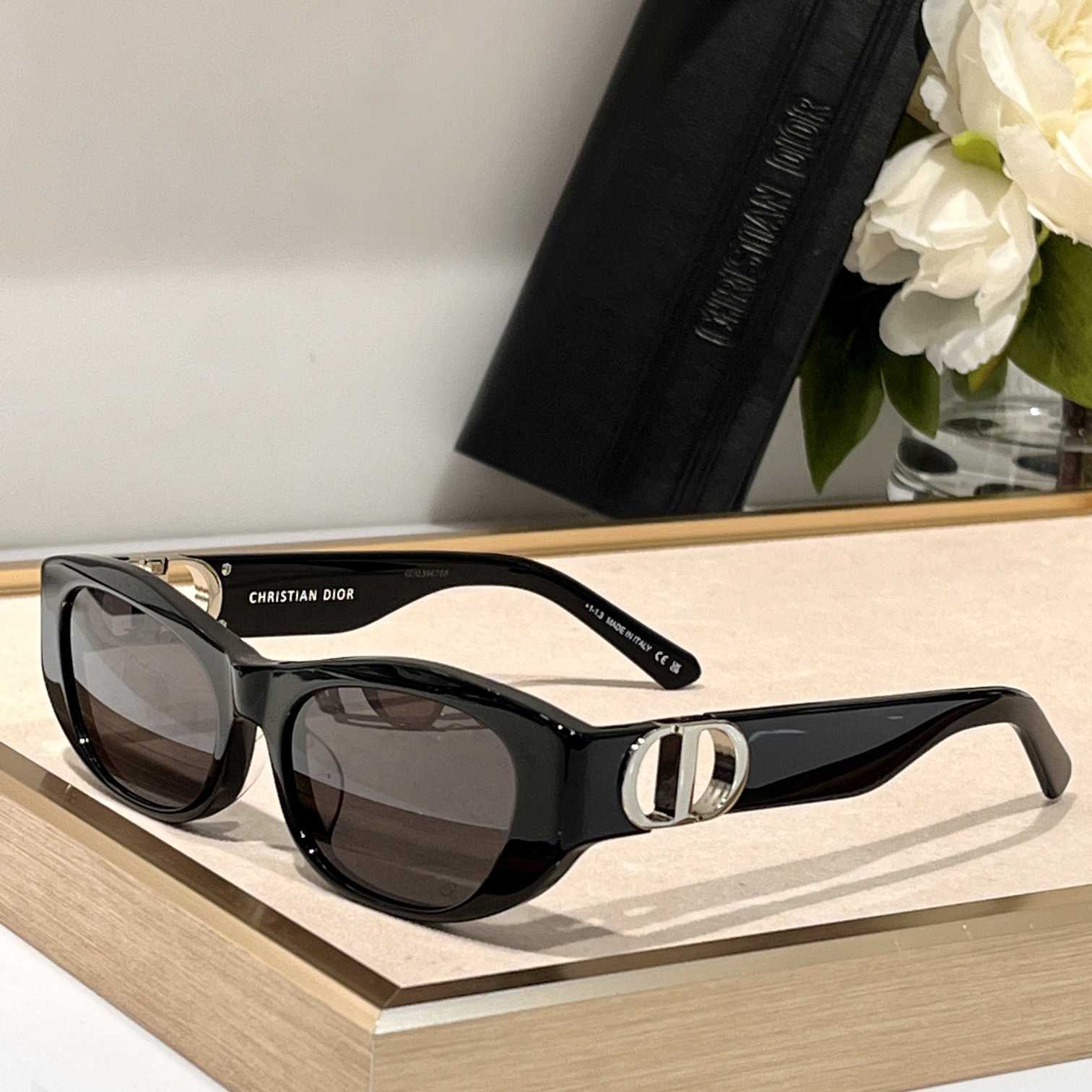 Dior 30Montaigne S9U Sunglasses  - PerfectKickZ