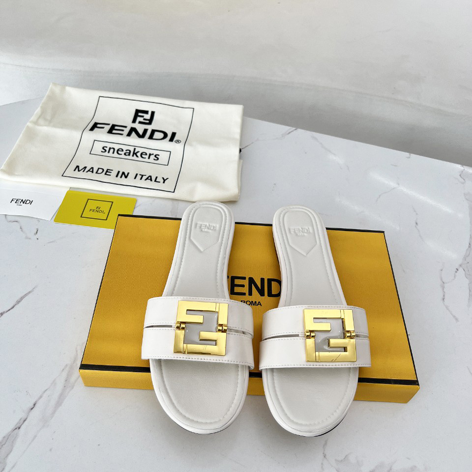 Fendi FFold White Leather Sandals - PerfectKickZ