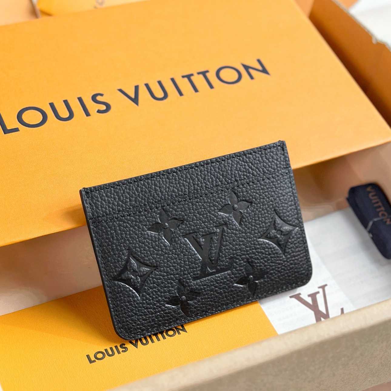 Louis Vuitton Card Holder  M69171 - PerfectKickZ