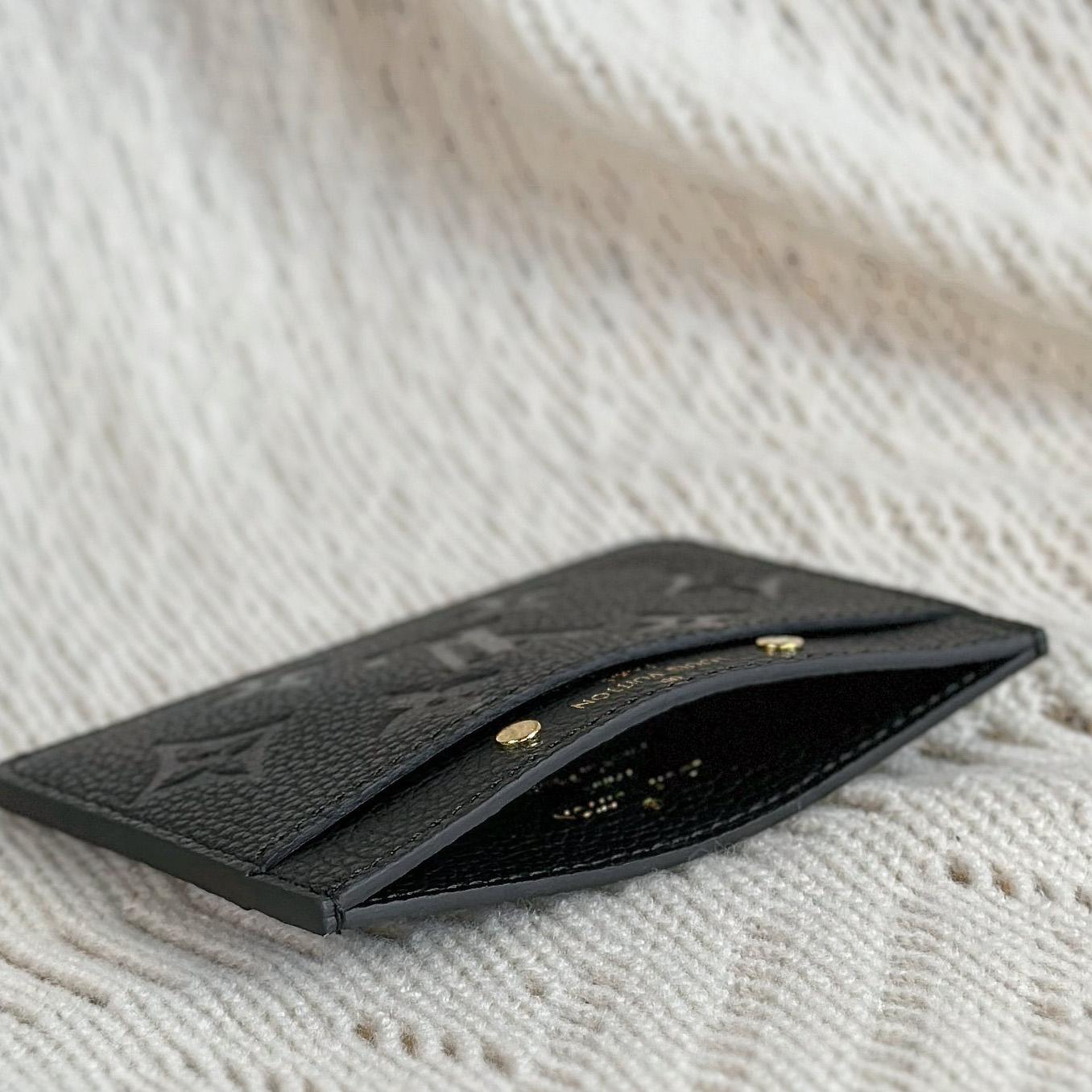 Louis Vuitton Card Holder  M69171 - PerfectKickZ