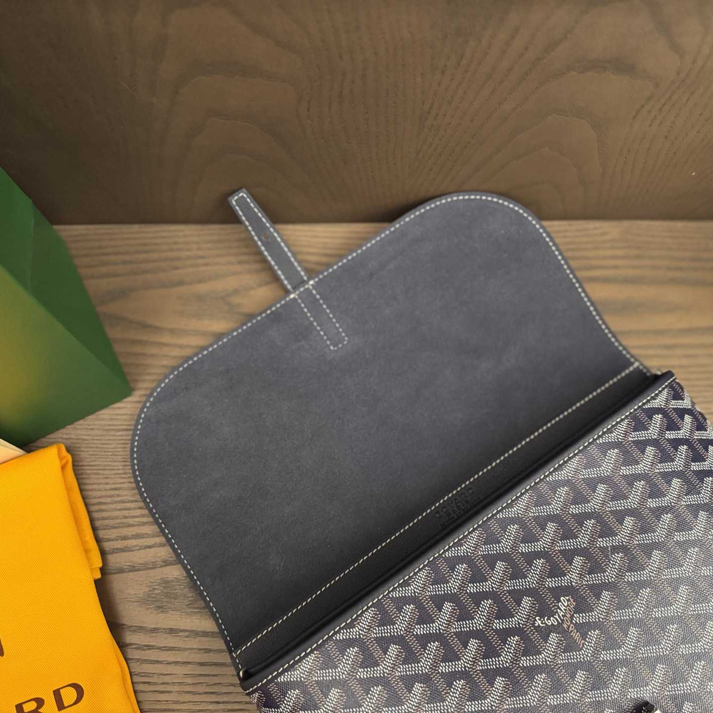 Goyard Coursier Messenger Bag - PerfectKickZ