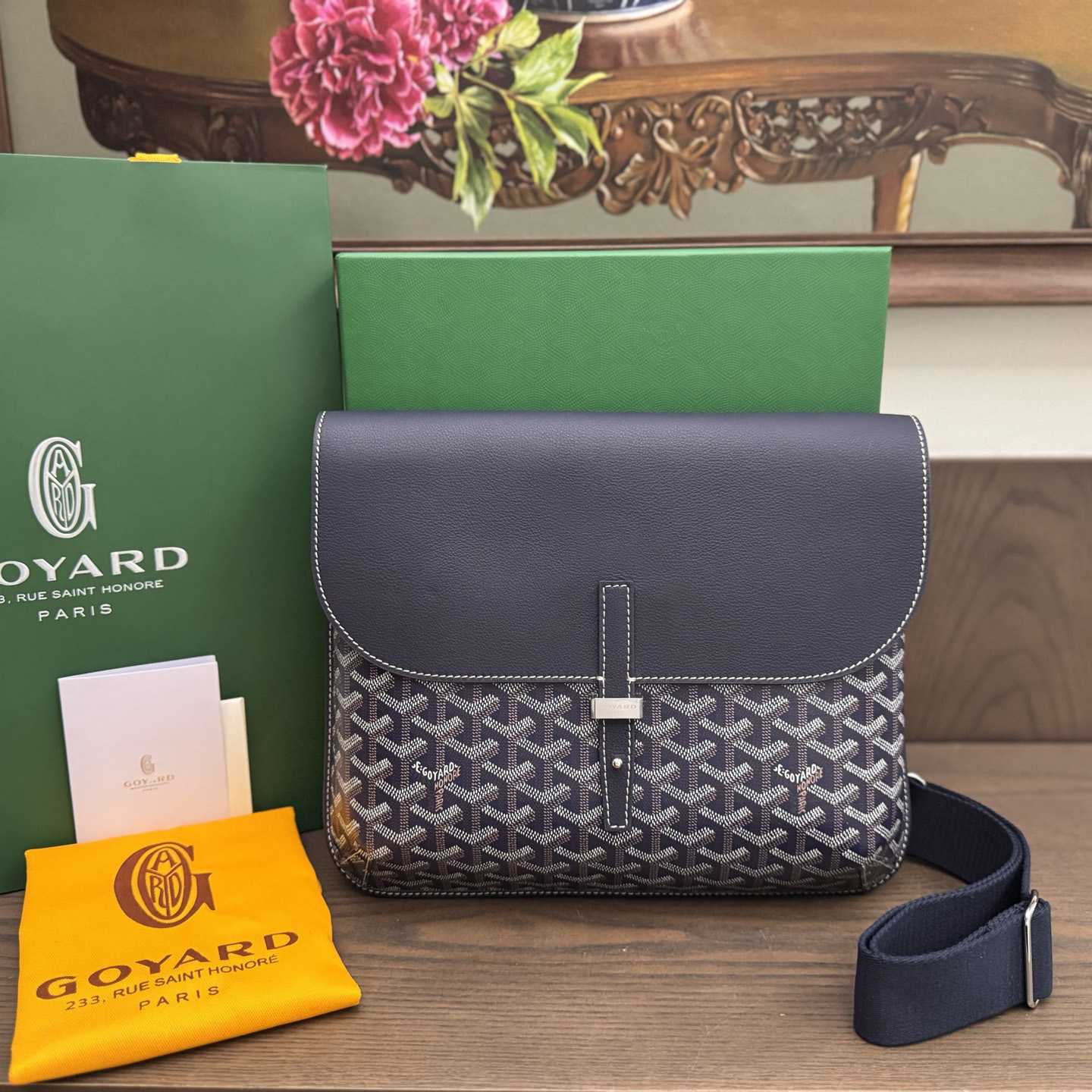 Goyard Coursier Messenger Bag - PerfectKickZ