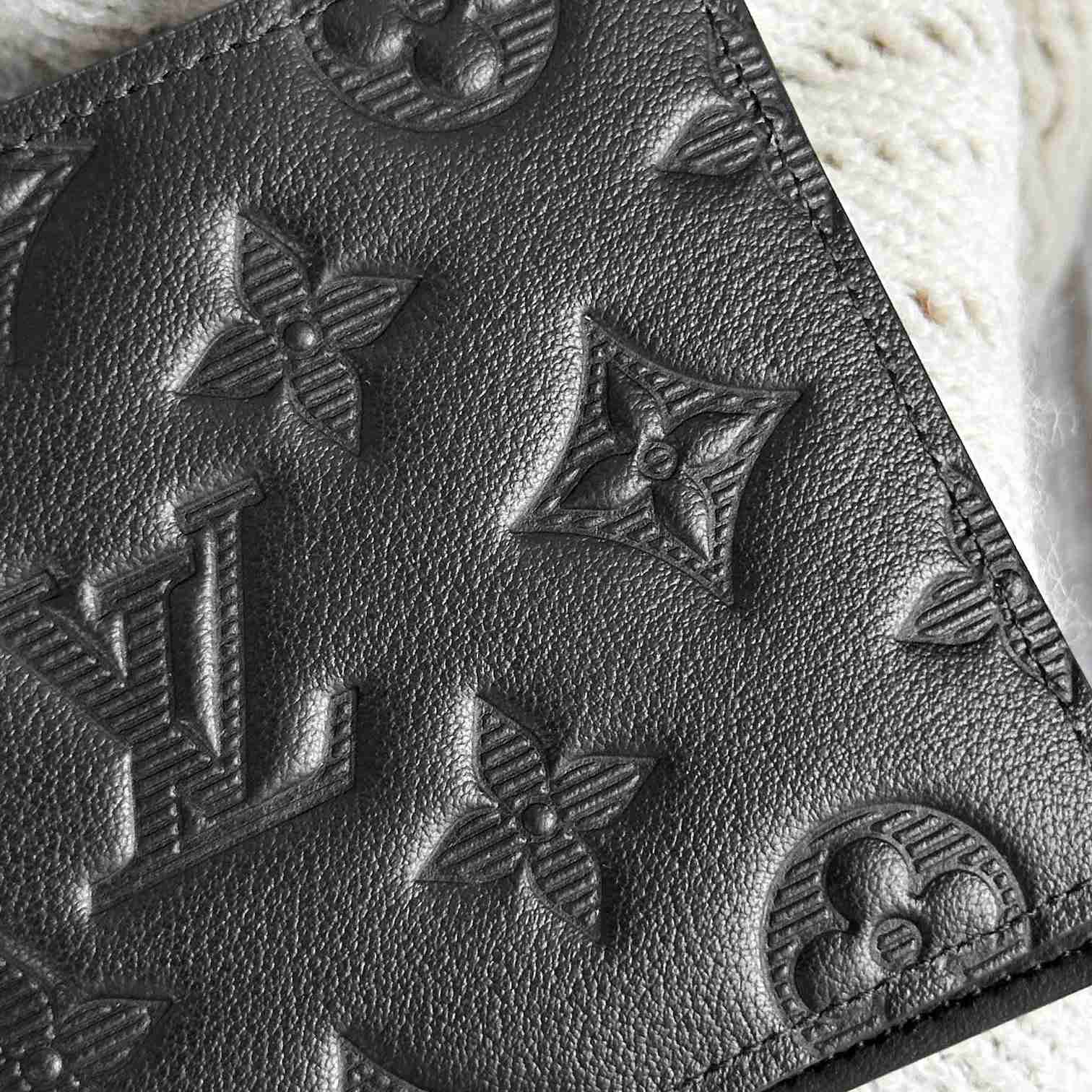 Louis Vuitton Multiple Wallet  M62901 - PerfectKickZ