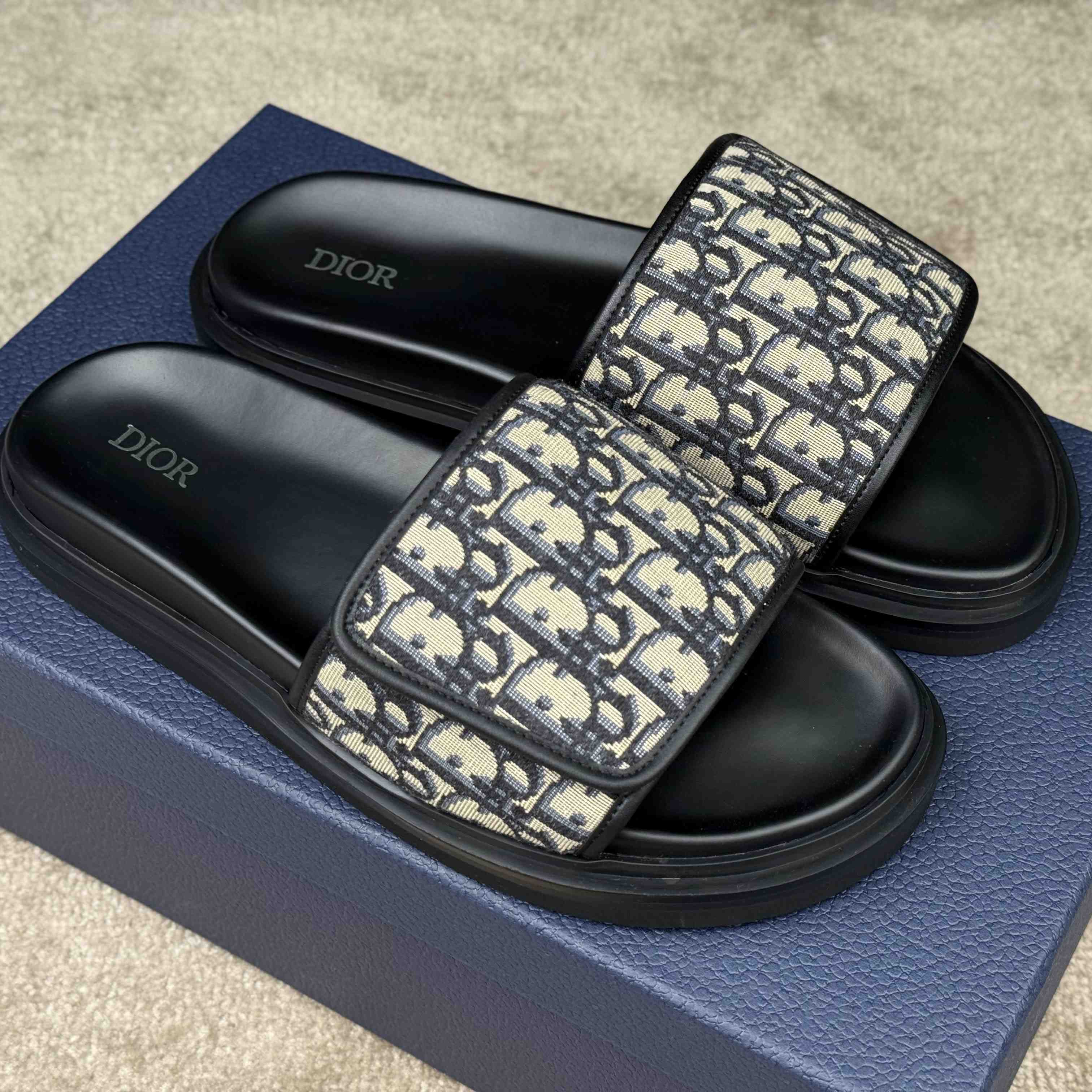 Dior Aqua Sandal  - PerfectKickZ