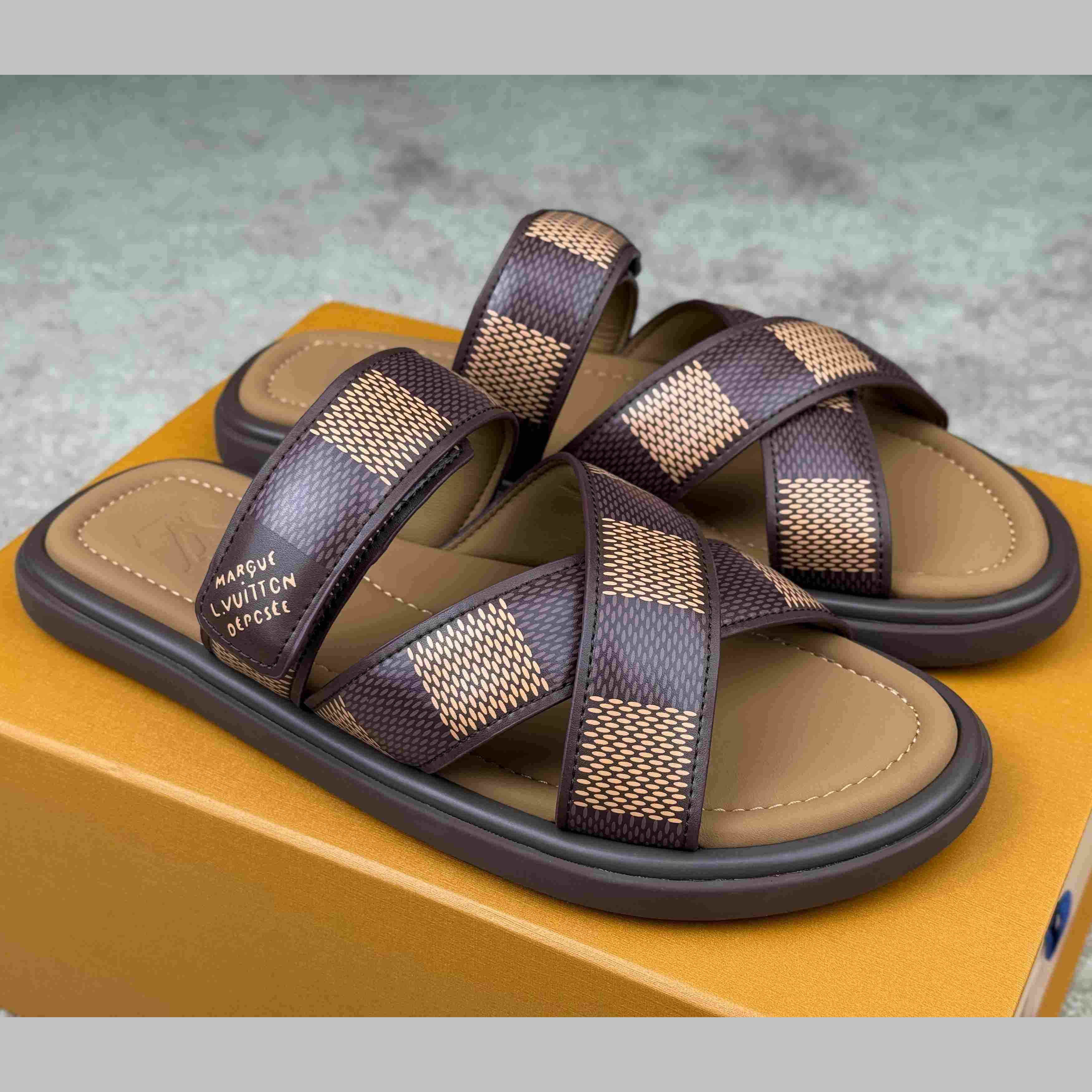 Louis Vuitton LV Venice Mule    1ACRJB - PerfectKickZ