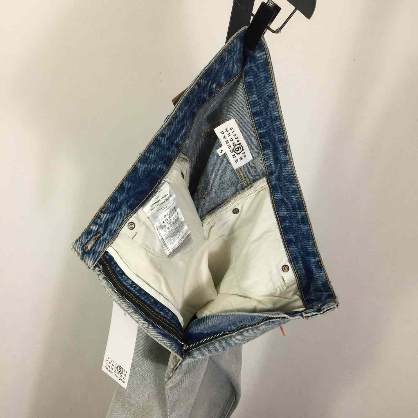 MM6 Maison Margiela Twist Wide Leg Jeans - PerfectKickZ