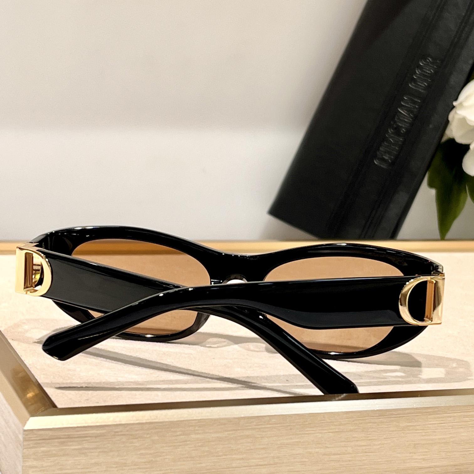 Dior 30Montaigne S9U Sunglasses  - PerfectKickZ