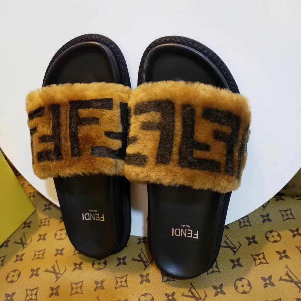 Fendi Brown Leather And Sheepskin Slides - 