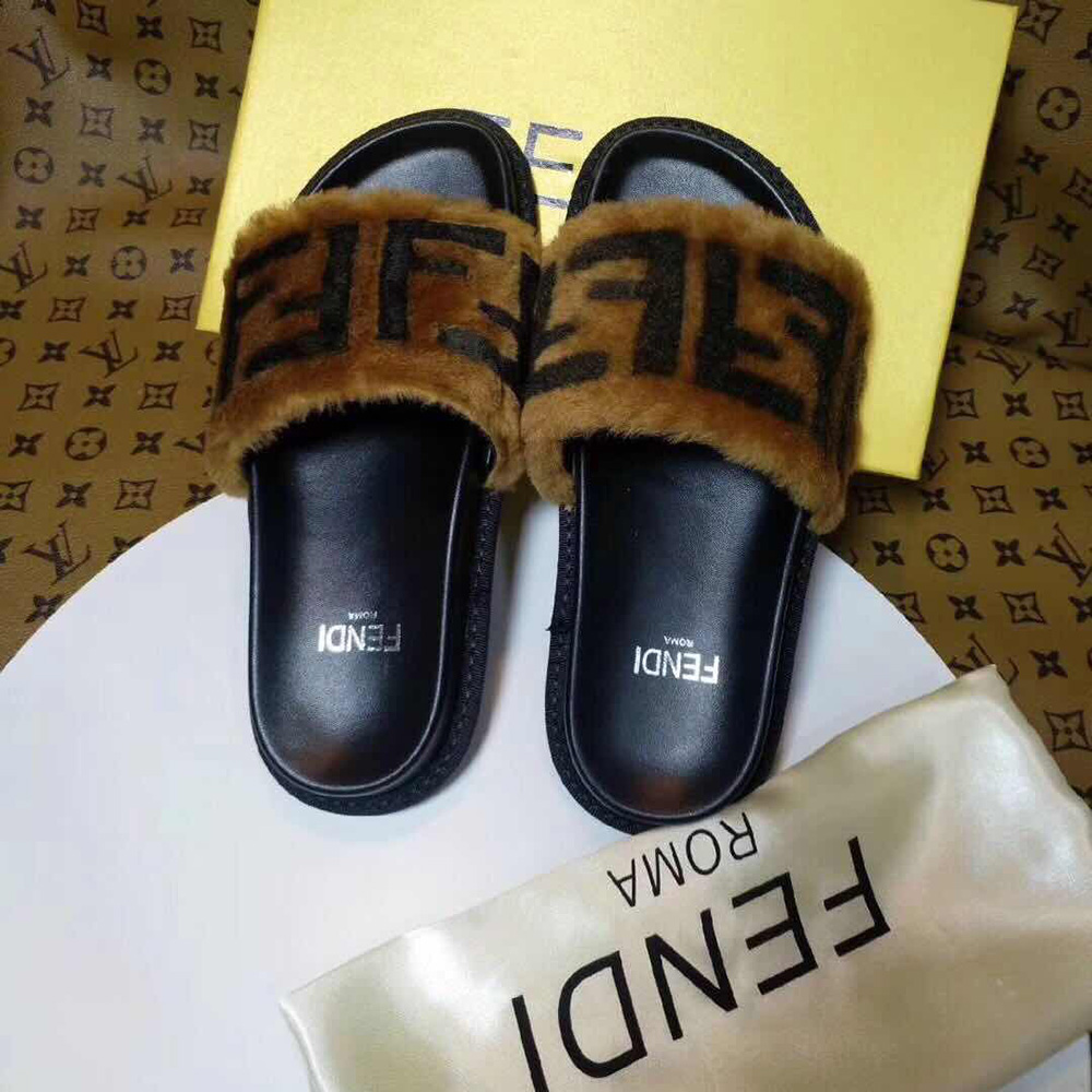 Fendi Brown Leather And Sheepskin Slides - 