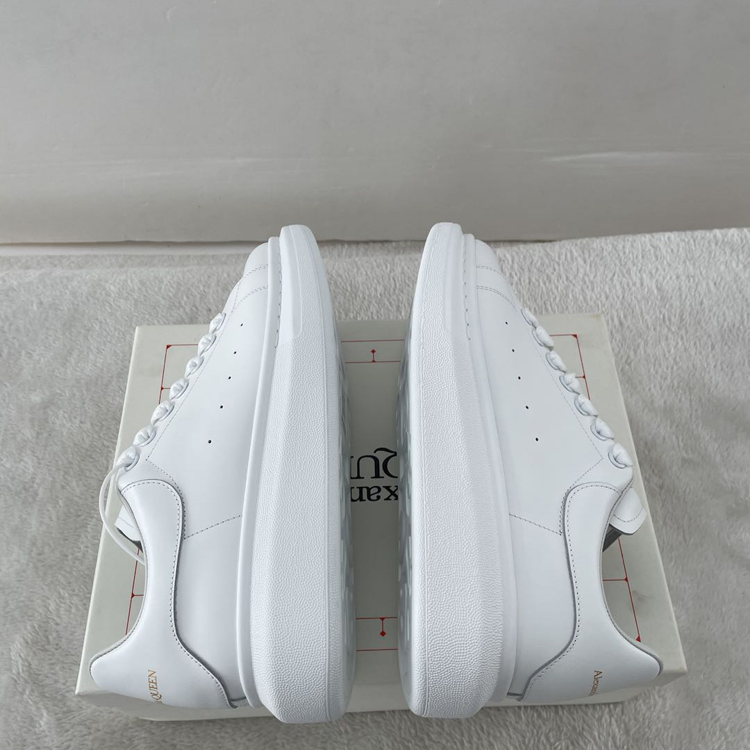 Alexander Mqueen Sneakers In White - PerfectKickZ