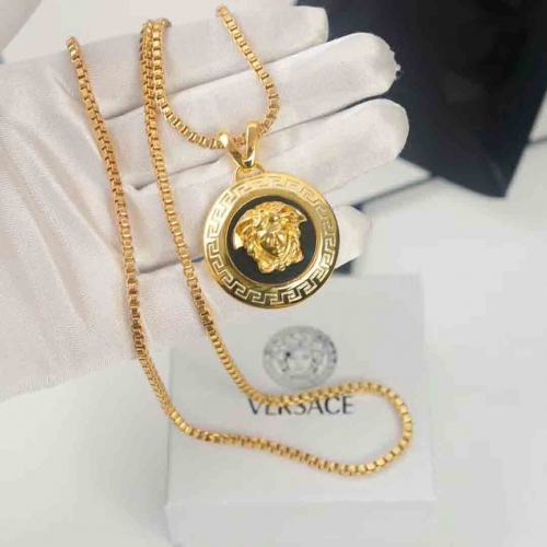 Versace Medusa Pendant Necklaces - PerfectKickZ