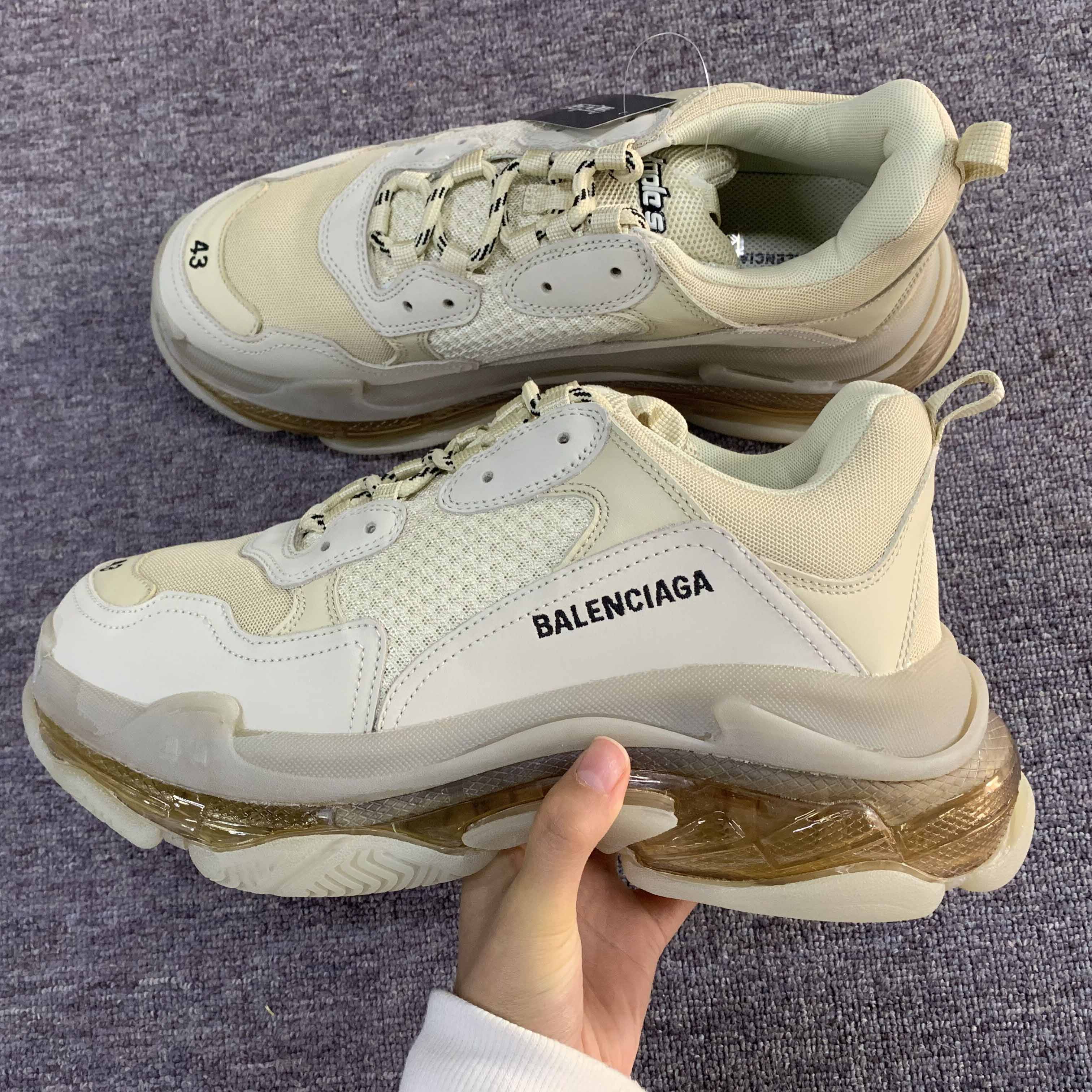 Balenciaga Triple S Low-Top Trainers In Off White - PerfectKickZ