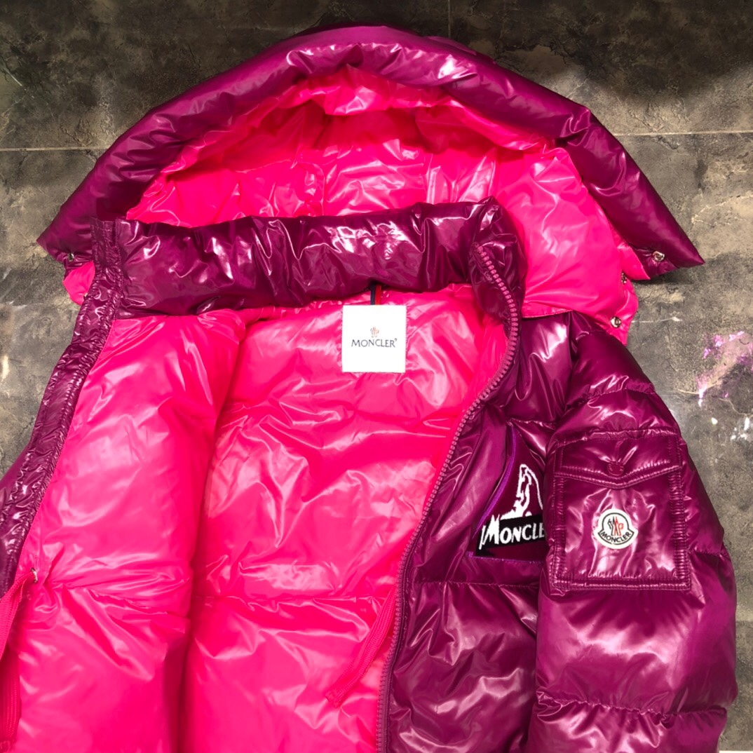 Moncler Down Jacket - PerfectKickZ