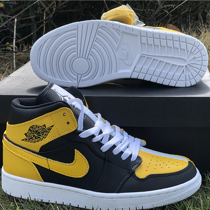 Jordan AJ1 Retro High Black/Yellow/White - PerfectKickZ