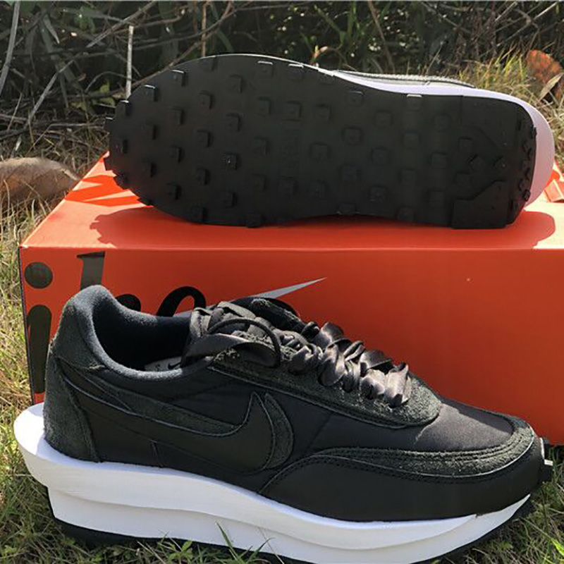 Nike X Sacai Ldv Waffle Black - PerfectKickZ