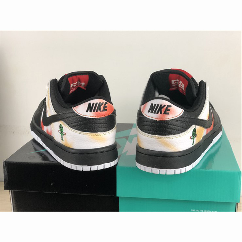 Nike Dunk SB Low Raygun Tue-Dye In White/Black - PerfectKickZ