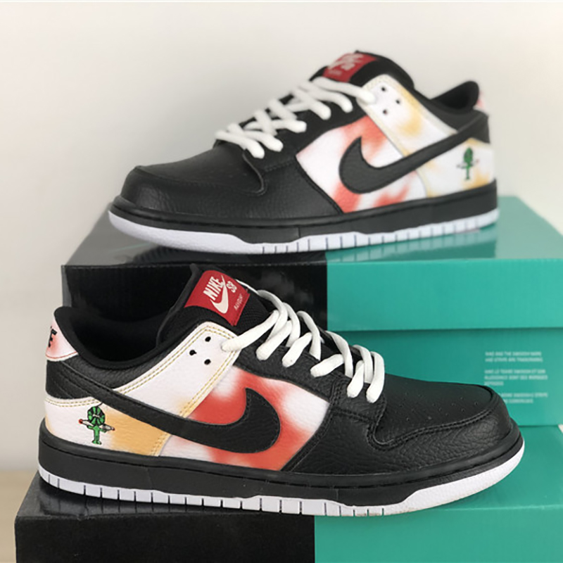 Nike Dunk SB Low Raygun Tue-Dye In White/Black - PerfectKickZ