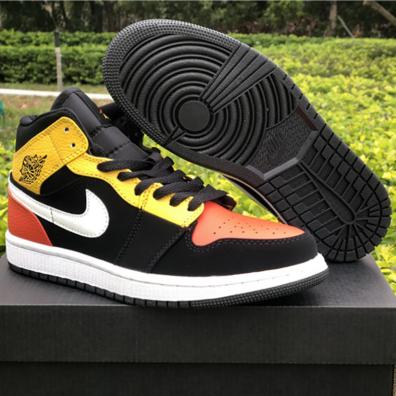 Jordan Air Jordan 1 Mid Raygun - PerfectKickZ