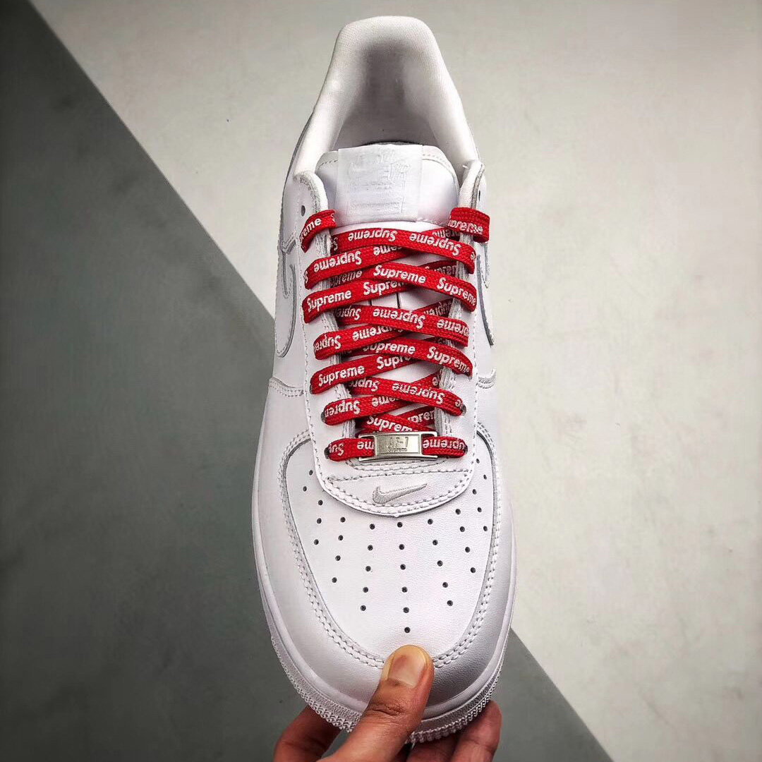 Supreme X Nike Air Force 1 - 