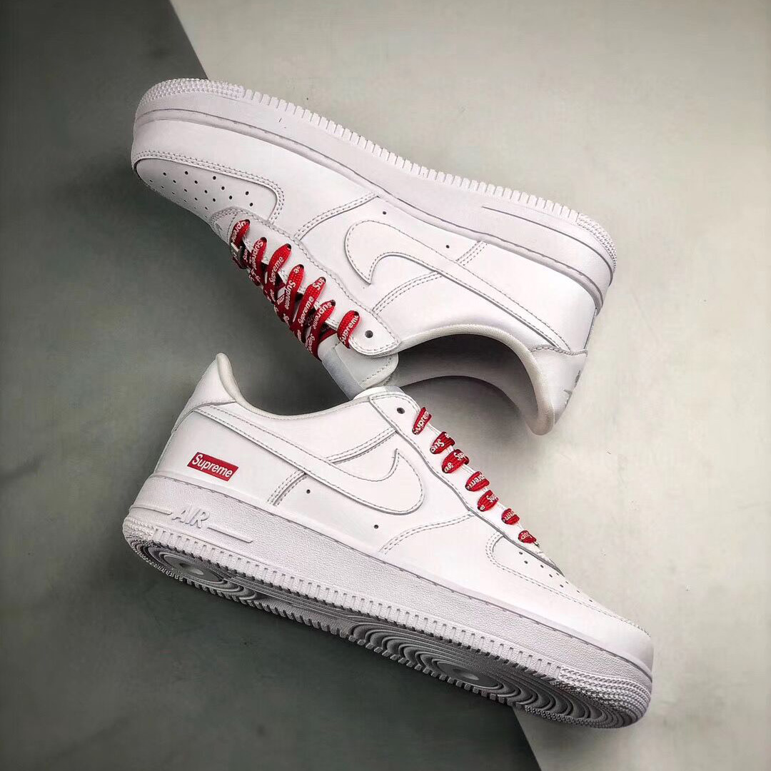 Supreme X Nike Air Force 1 - 