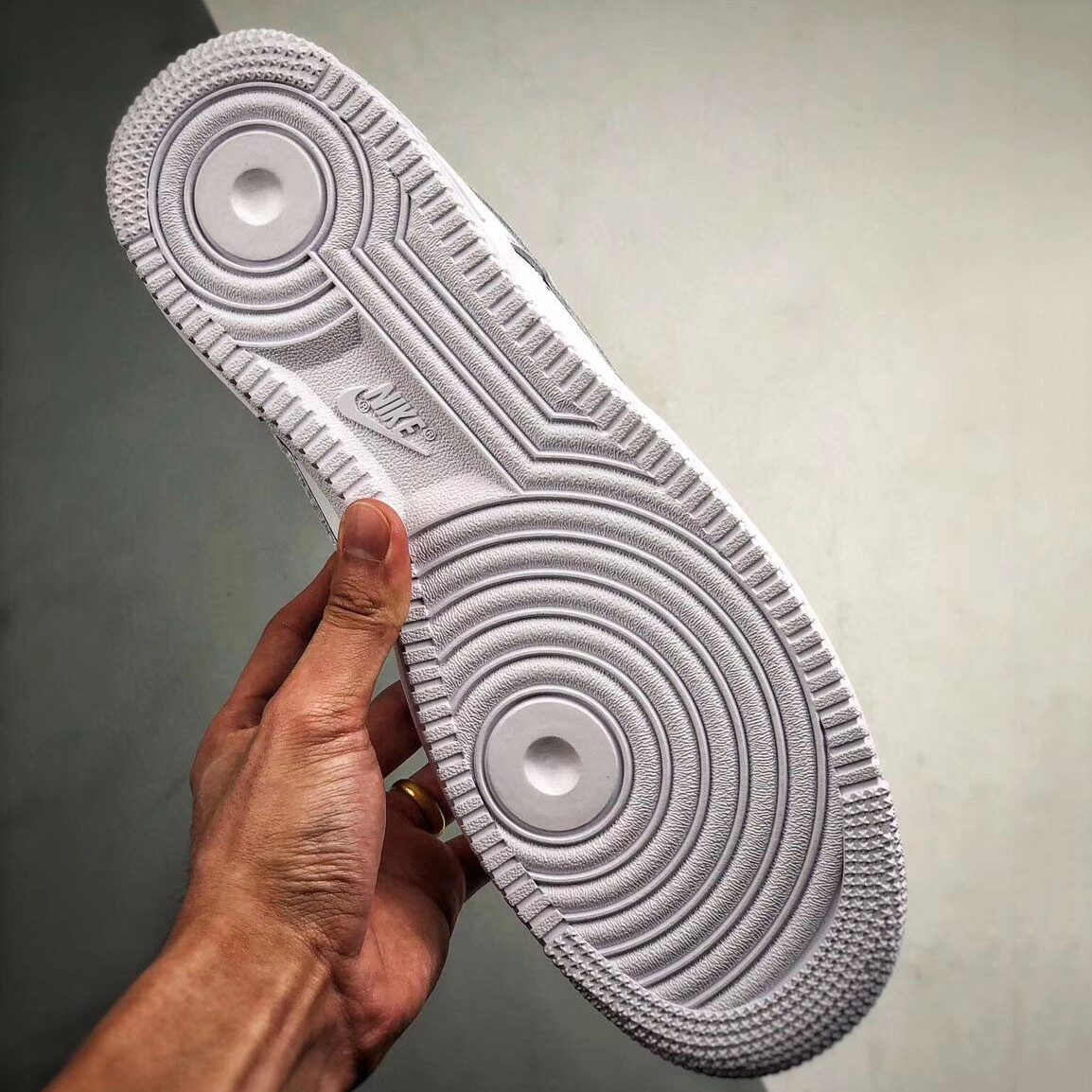 Supreme X Nike Air Force 1 - 