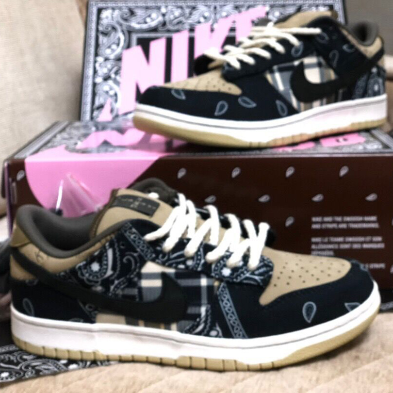 Travis Scott X Nike SB Dunk Low  - PerfectKickZ