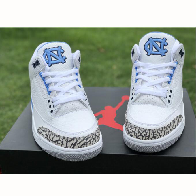 Jordan Air Jordan 3 UNC Mens Basketball Sneaker - 