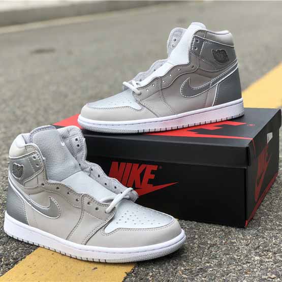 Air Jordan 1 High OG "Japan" - 