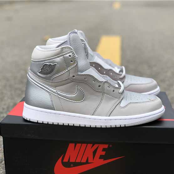 Air Jordan 1 High OG "Japan" - 