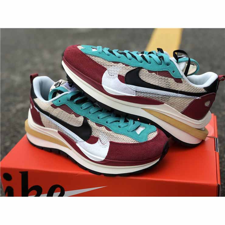 Nike x Sacai Ldv Waffle Sneakers - PerfectKickZ