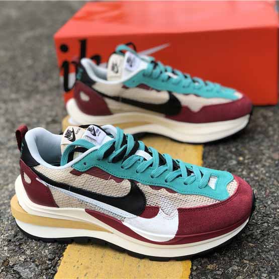 Nike x Sacai Ldv Waffle Sneakers - PerfectKickZ