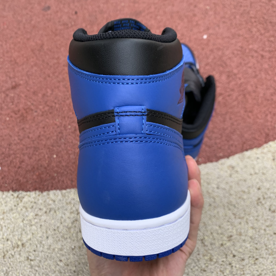 Jordan AJ1 Retro High OG Sneaker - 