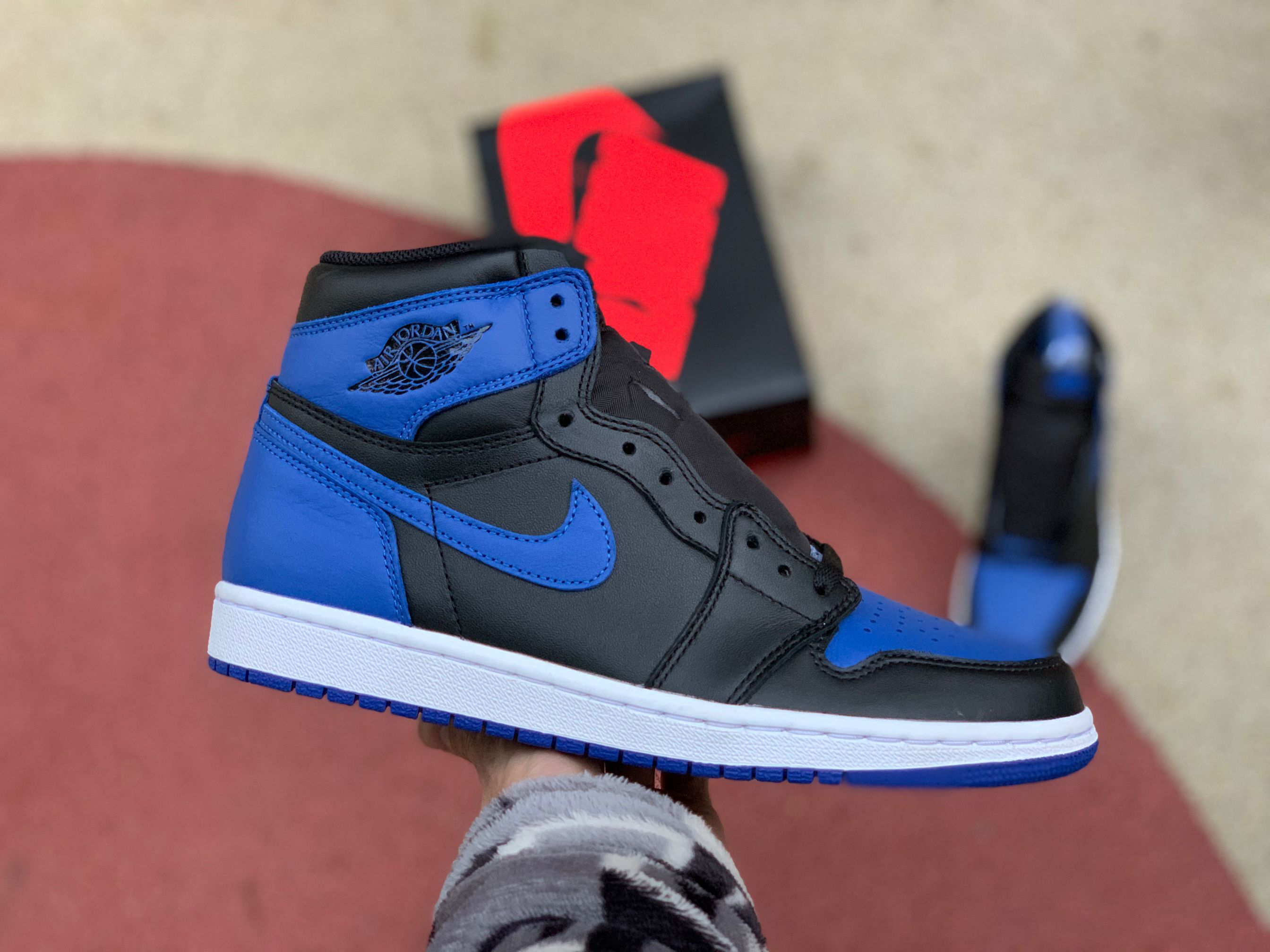 Jordan AJ1 Retro High OG Sneaker - 