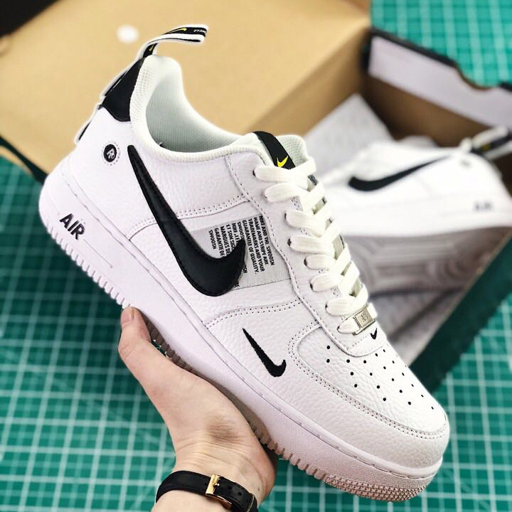 Nike White Sneakers - PerfectKickZ