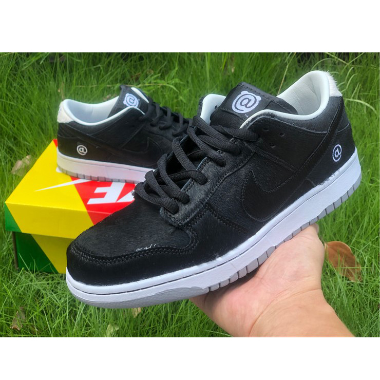 Medicom Toy X Nike SB Dunk Low BE@RBRICK - PerfectKickZ