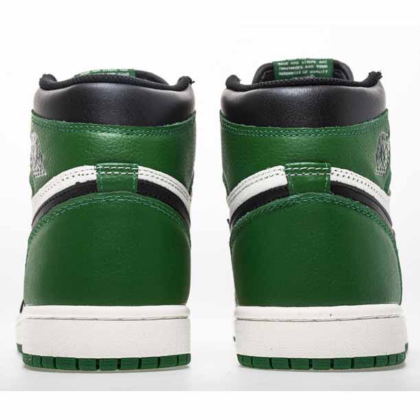 Jordan AJ1 Retro High OG Sneaker - 