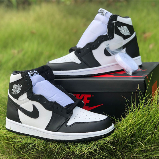 Jordan AJ1 High OG WMNS “Panda” - PerfectKickZ