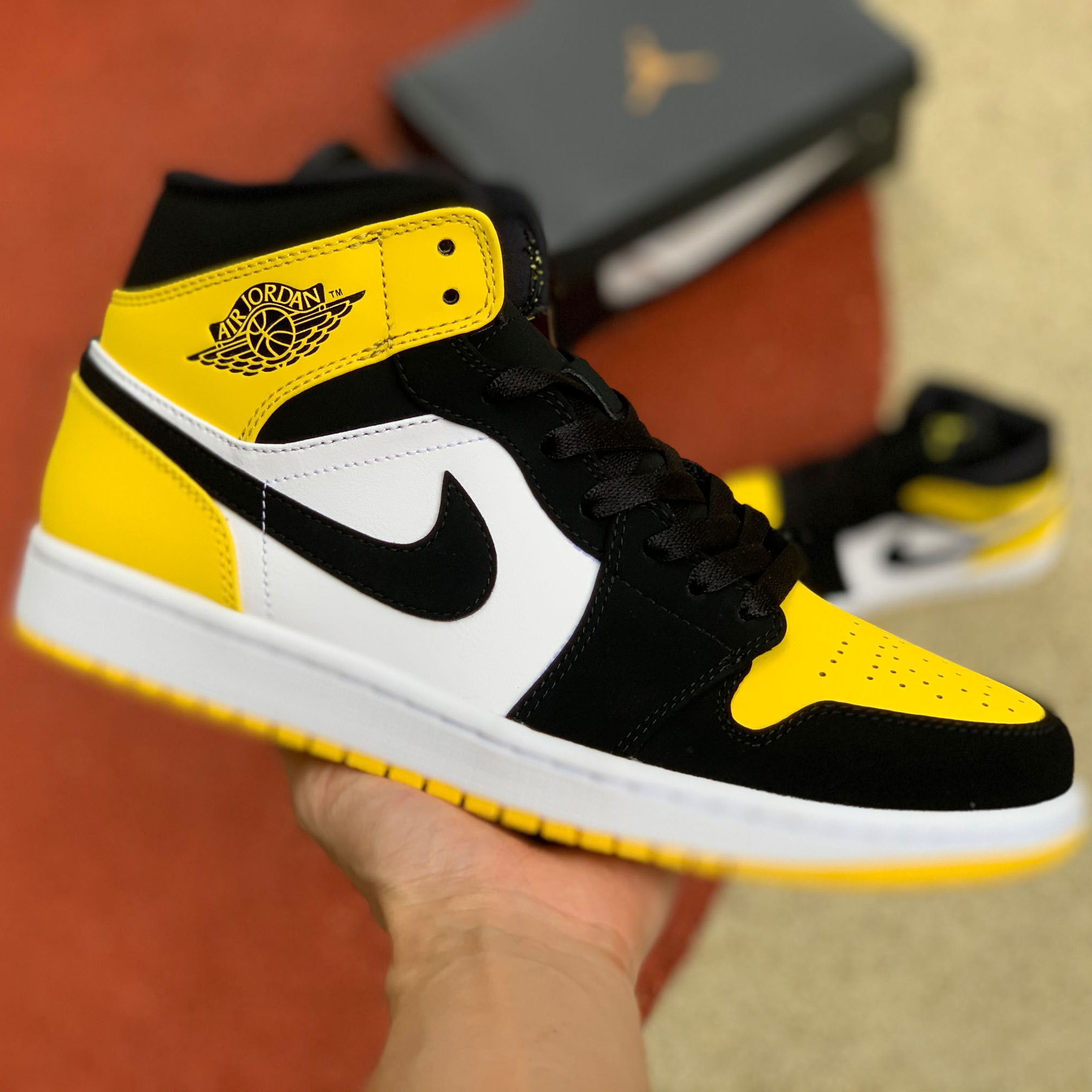 Jordan 1 Mid Yellow Toe Footasylum  - 