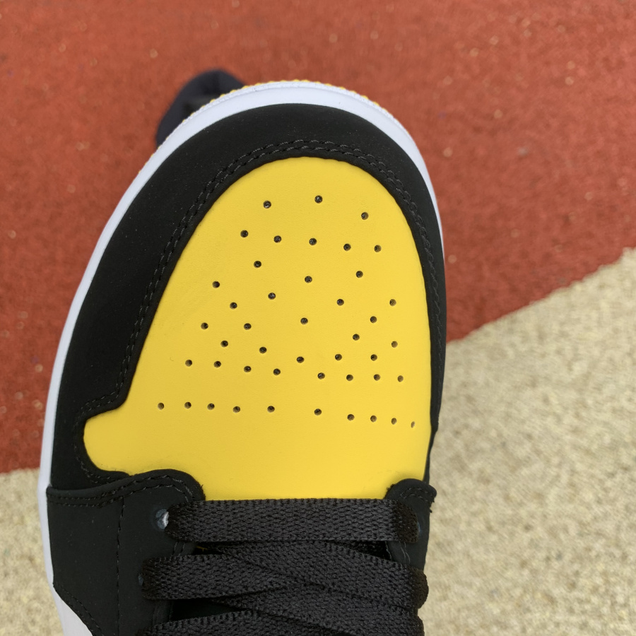 Jordan 1 Mid Yellow Toe Footasylum  - 