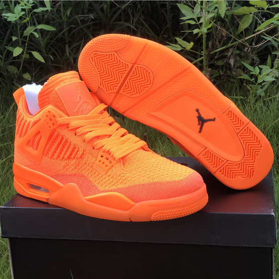Jordan 4 Retro Flyknit Orange - 