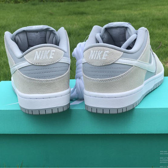 Nike Sb Dunk Low Trd White Summit Wolf Grey AR0778-110 - PerfectKickZ