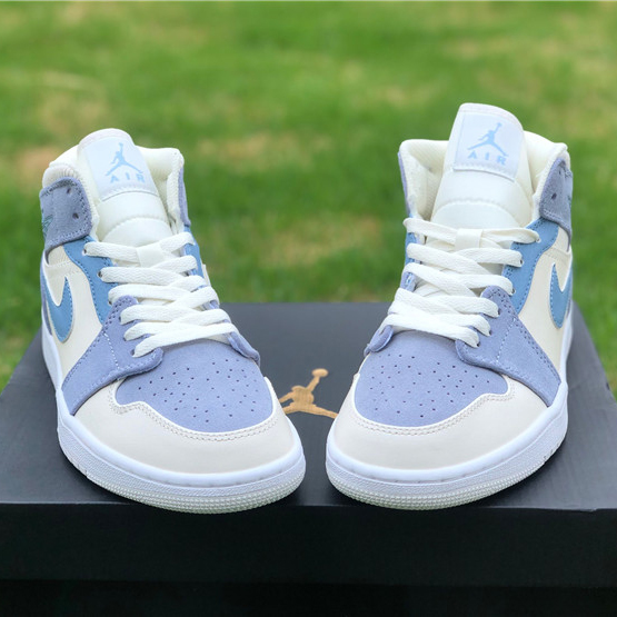 Jordan AJ1 Mid DA4666-100  - PerfectKickZ