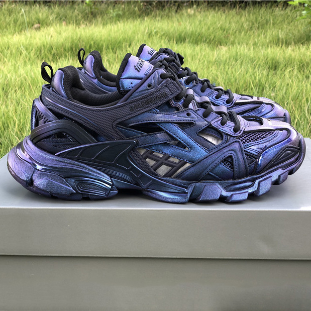 Balenciaga   Track 2 Sneaker - 