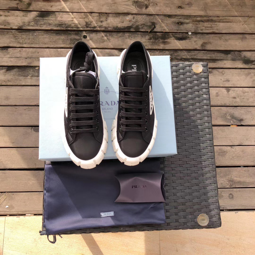 Prada Triangular Logo Plaque Sneakers - PerfectKickZ