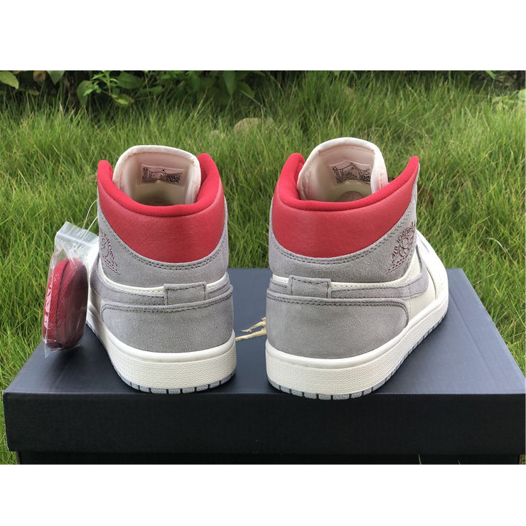 Jordan SNS X Air 1 Mid 20th Anniversary CT3443-100 - 