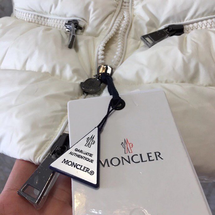 Moncler Quilted Zipped Padded Jacket - PerfectKickZ