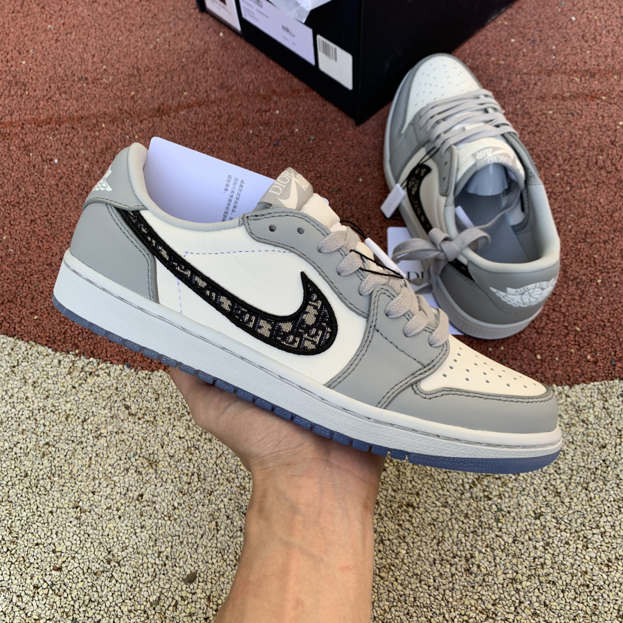 Jordan Air 1 Retro Low Sneaker - PerfectKickZ