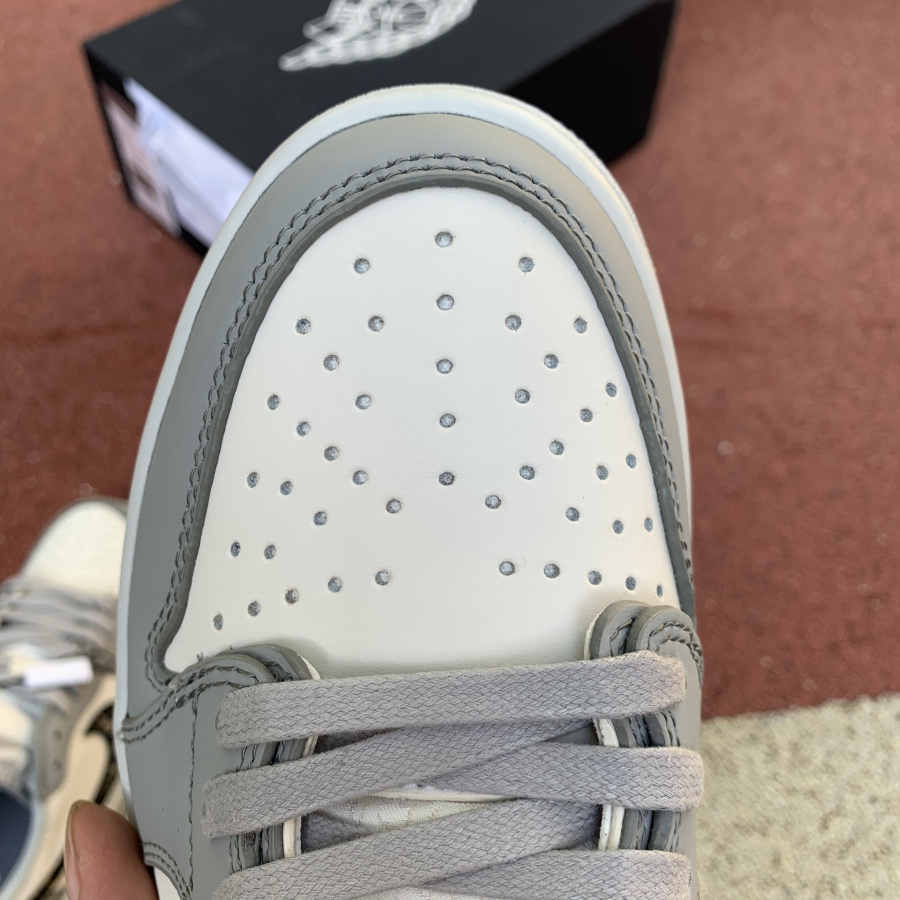 Jordan Air 1 Retro Low Sneaker - PerfectKickZ
