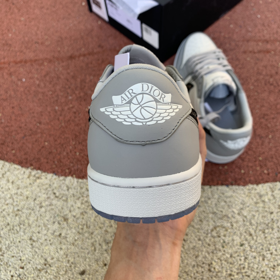 Jordan Air 1 Retro Low Sneaker - PerfectKickZ