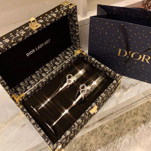 Dior Red Wine Glass - PerfectKickZ